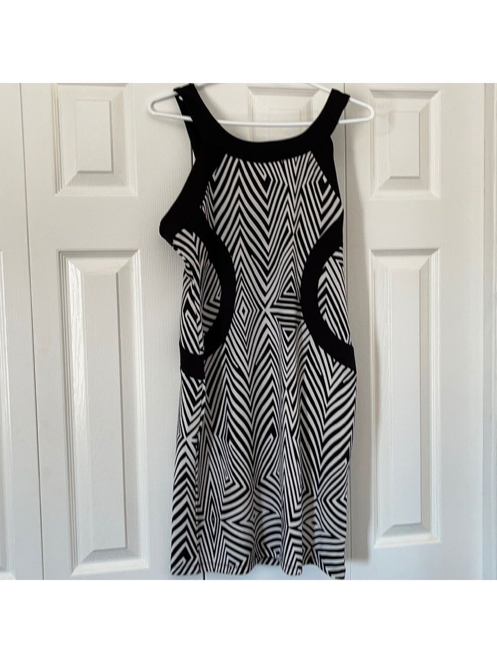 🔥🔥HOST PICKED💥💥BNWT Lily Morgan dress size M🔥🔥